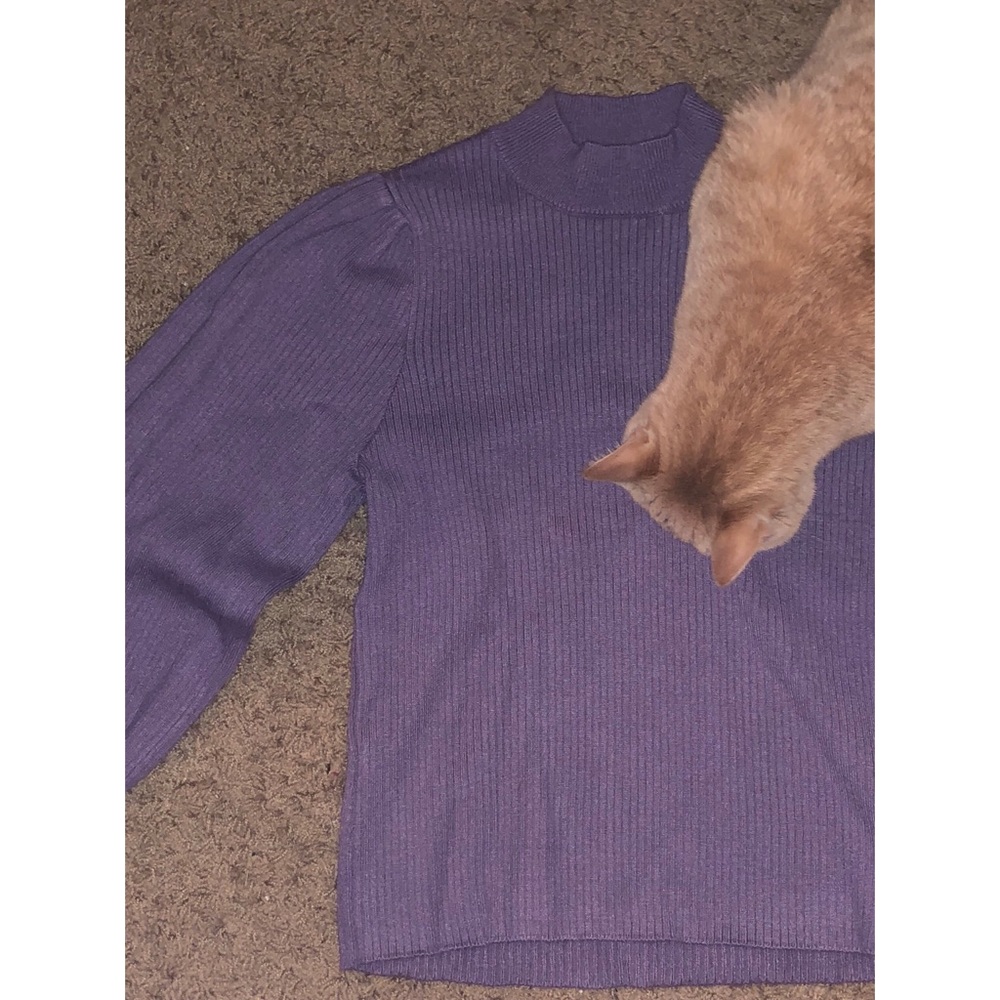 FOREVER 21 sweater